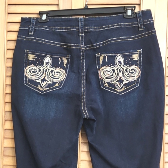 Lane Bryant Dark Wash Blue Jeans Straight Leg - Picture 3 of 11